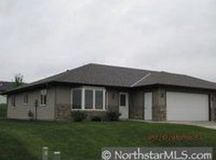 310 Thruen St W, Morristown, MN 55052