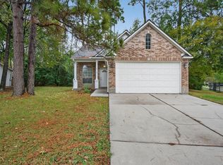 101 Snug Harbor Dr, Montgomery, TX 77356