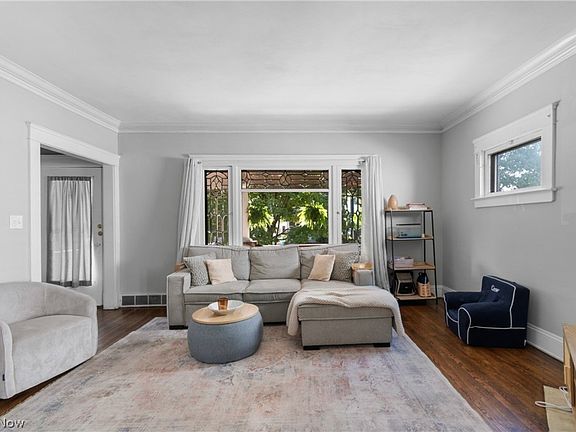 2nd image of 1257 Donald Ave