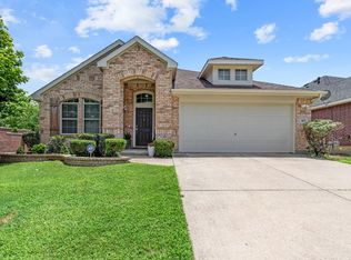 803 Ridge Point Dr, Grand Prairie, TX 75052