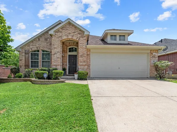 803 Ridge Point Dr, Grand Prairie, TX 75052