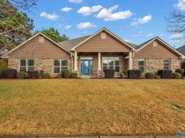 142 Harbor Glen Dr SW, Madison, AL 35756