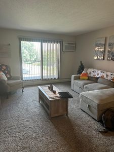 1800 Riverwood Dr APT 214, Burnsville, MN, 55337