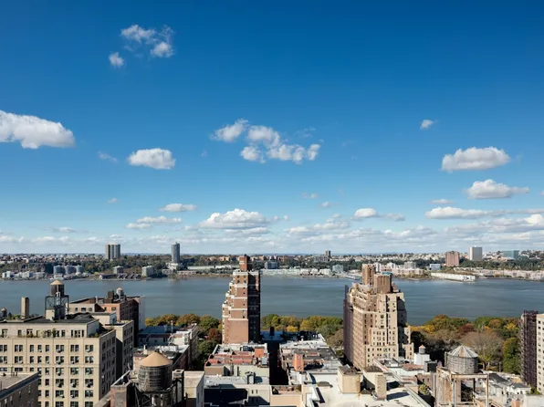 255 West 94th Street image 12 of 12