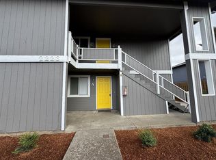 2223 Hawthorne St APT A, Forest Grove, OR