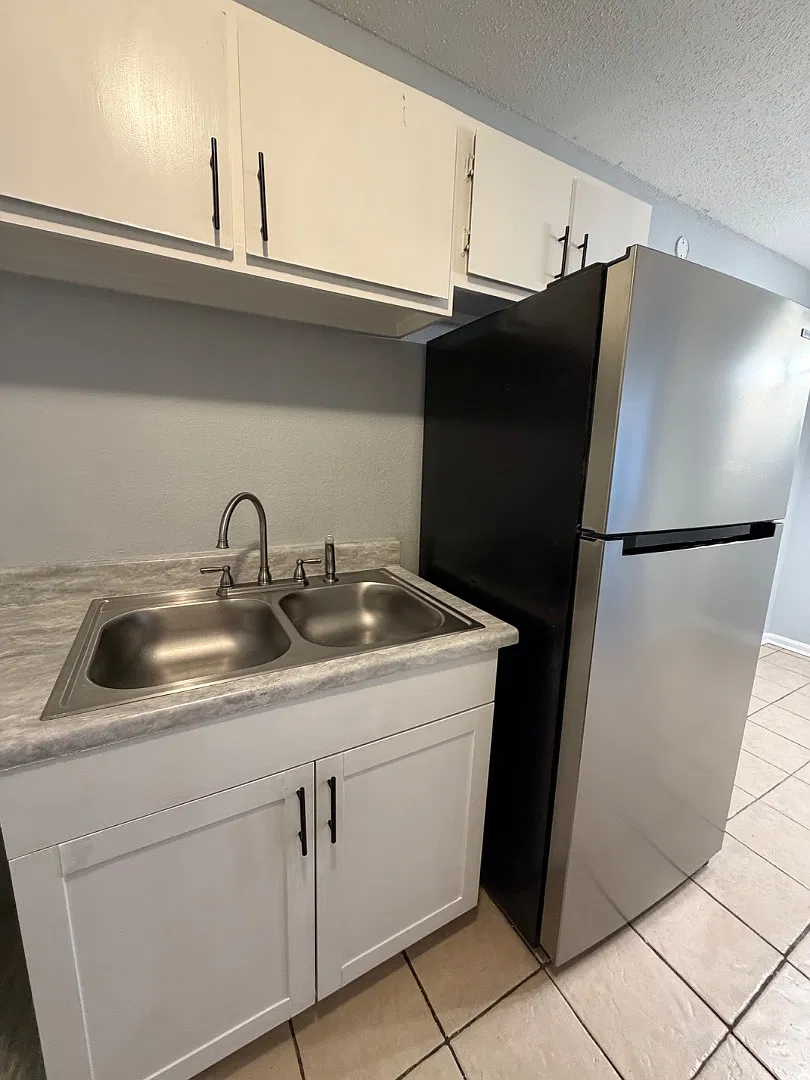 103 Limoges St - Unit A — Photo 1