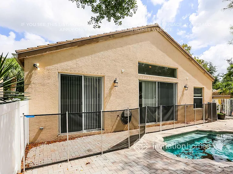 10302 Old Winston Ct — Photo 19