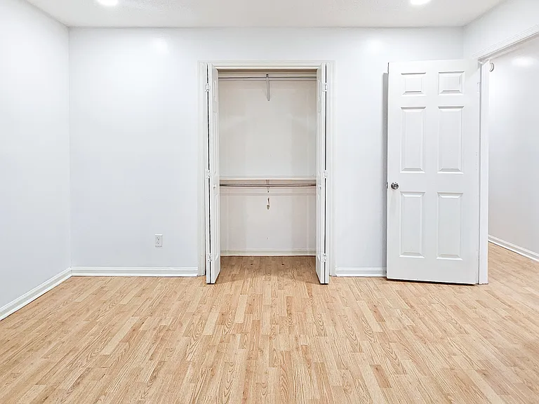 398 Furman Ln — Photo 26