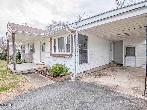 4th image of 312 Sarvis Dr