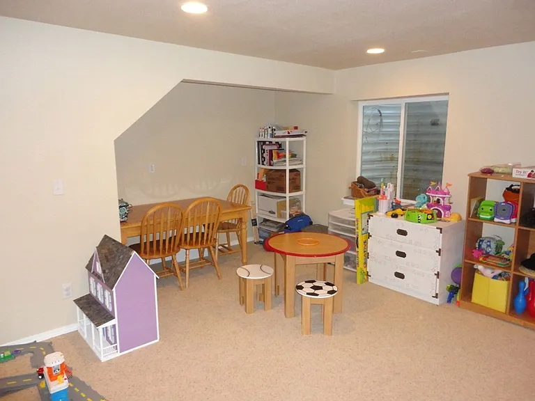 7074 Silverwind Cir — Photo 10