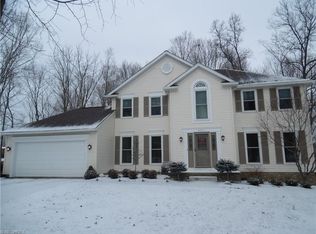 4911 June Ave, Stow, OH 44224