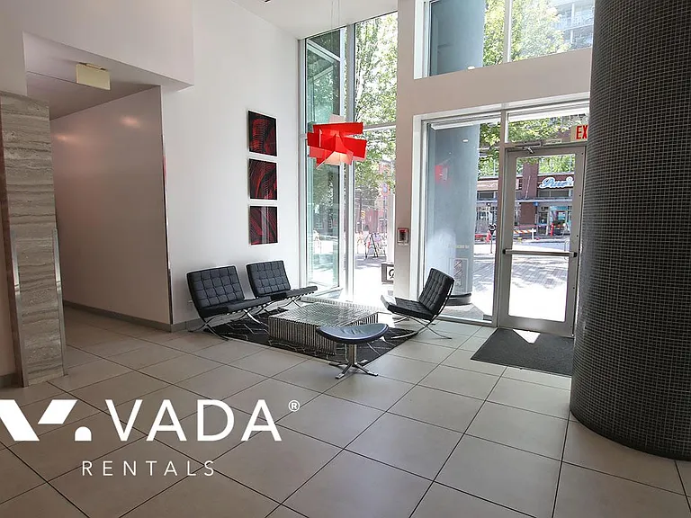 233 Robson St #609 — Photo 9