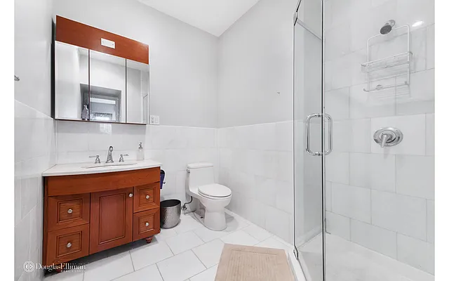 Sold by Douglas Elliman | media 24