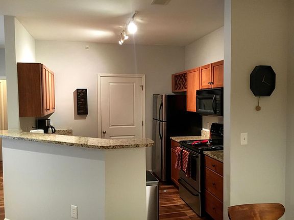 Kitchen with everything you'll need