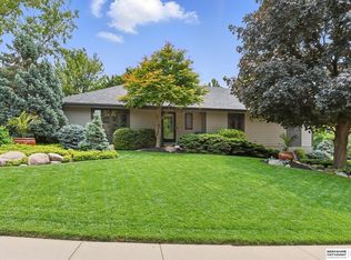 14941 Hawthorne Ave, Omaha, NE 68154