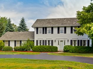 14498 Dan Patch Ln, Libertyville, IL