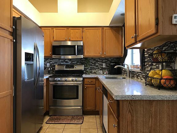 2nd image of 6268 Ceanothus Ln