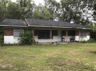810 NE Coriander Loop, Pinetta, FL 32350