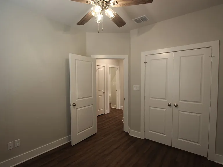 727 Freedom Way — Photo 22