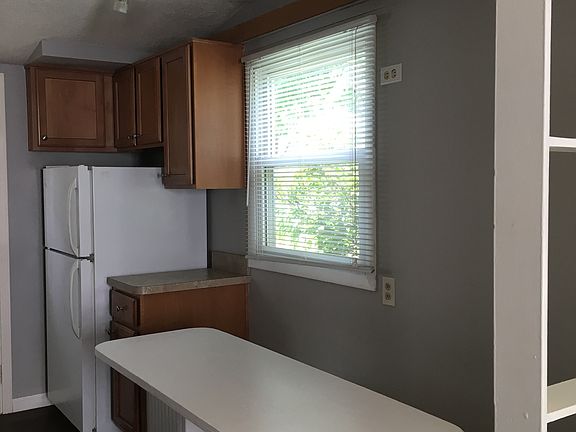 4th image of 291 Longford Ave