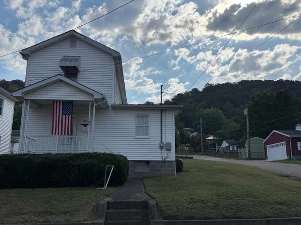 803 5th Street, New Martinsville, WV 26155