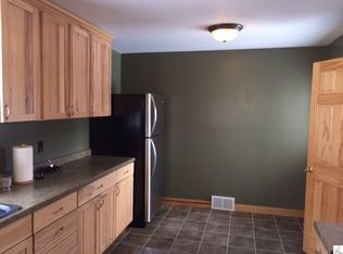 821 W Skyline Pkwy, Duluth, MN 55806