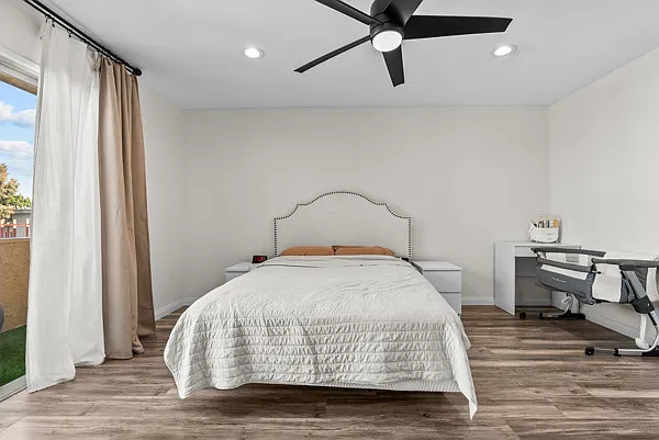 5409 Yarmouth Ave #3 — Photo 11