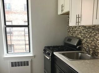 8339 116th St APT 2A, Richmond Hill, NY 11418