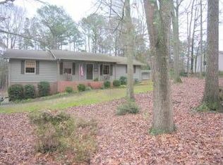 142 Lynford Ln, Woodstock, GA 30189