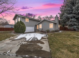 331 Westmoreland Dr, Richland, WA 99354