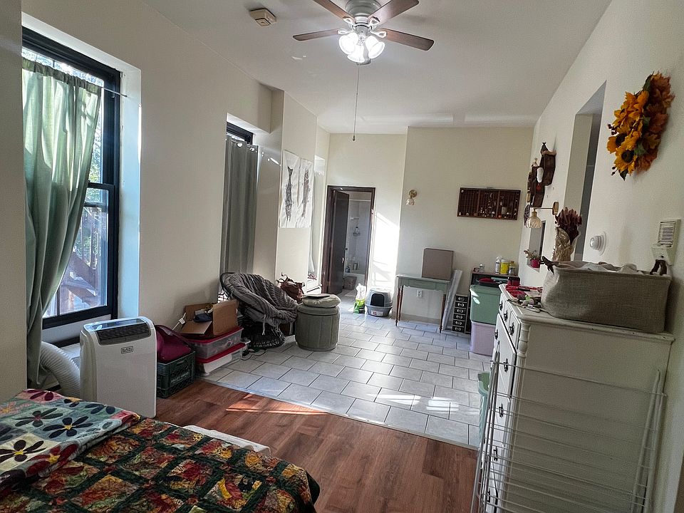1st image of 234 Pearl St Unit 1