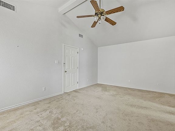 2nd image of 314 N Hill St