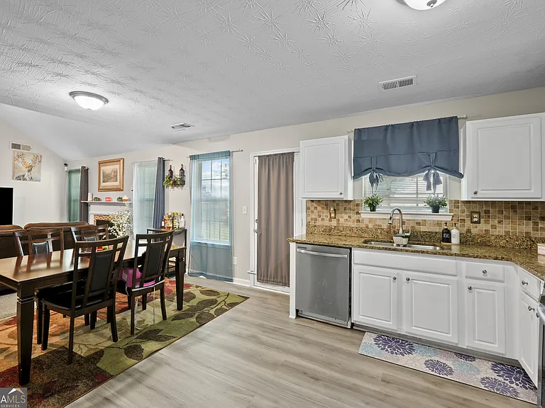 30 Zebulon Pl — Photo 13