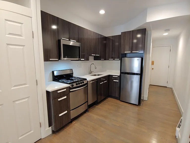 88 W Cedar St #4 — Photo 10