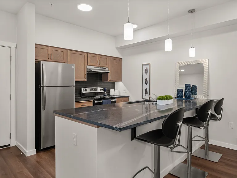 Rivers Edge Apartments — Photo 60