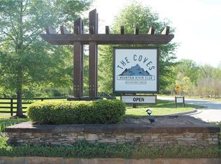 5673 Rocky Falls Ln, Lenoir, NC 28645