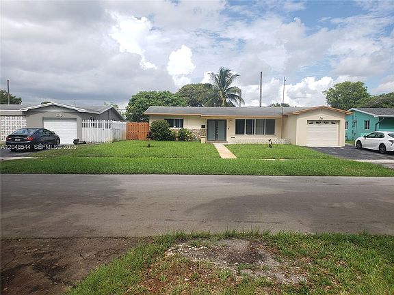 4th image of 510 SW 70th Ave