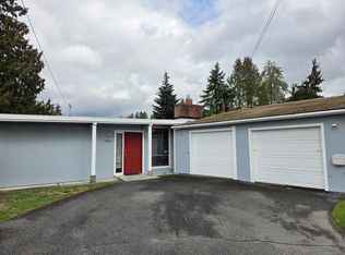 15520 SE 10th St, Bellevue, WA 98007