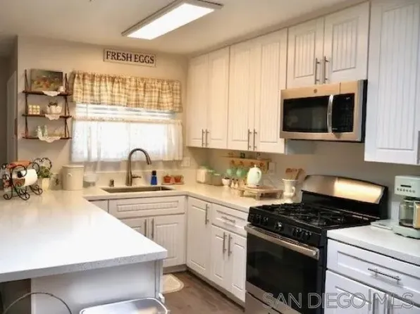 1259 Siggson Ave, Escondido, CA 92027