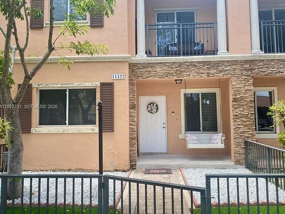 3rd image of 11275 SW 231st Ln