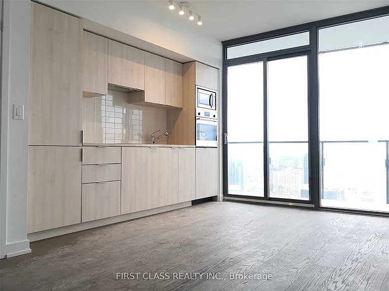 11 Wellesley St W #4613 — Photo 2