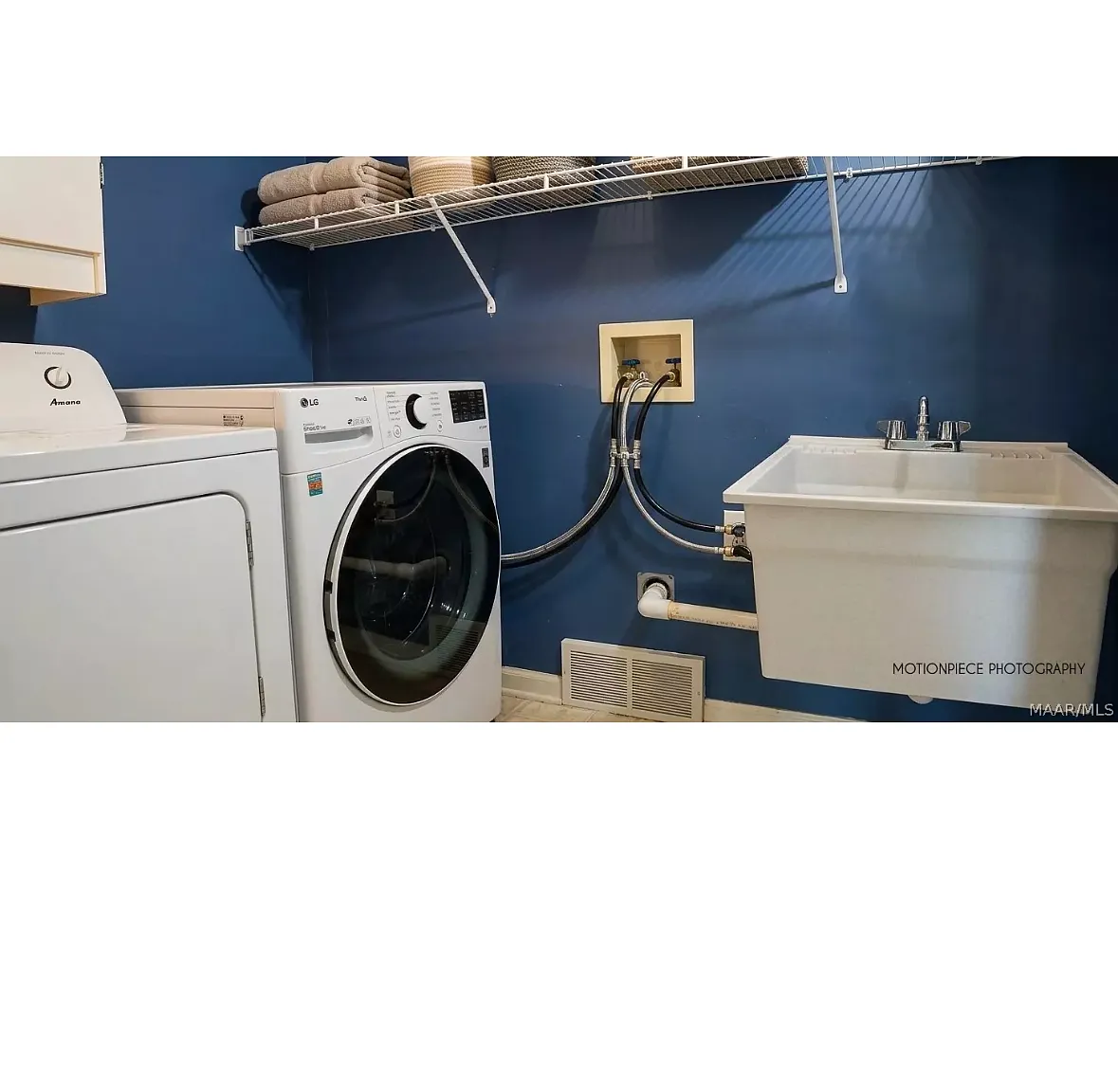 3 bed, 1758 sqft, $2,100 — Photo 2