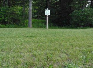 101 Ewing Pines Dr, Marquette, MI 49855