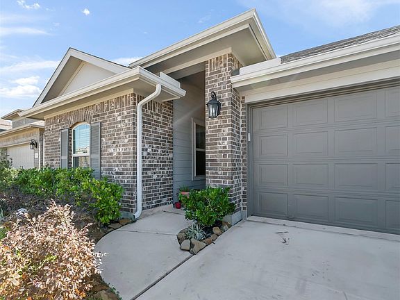 4th image of 4822 La Piedra Ln