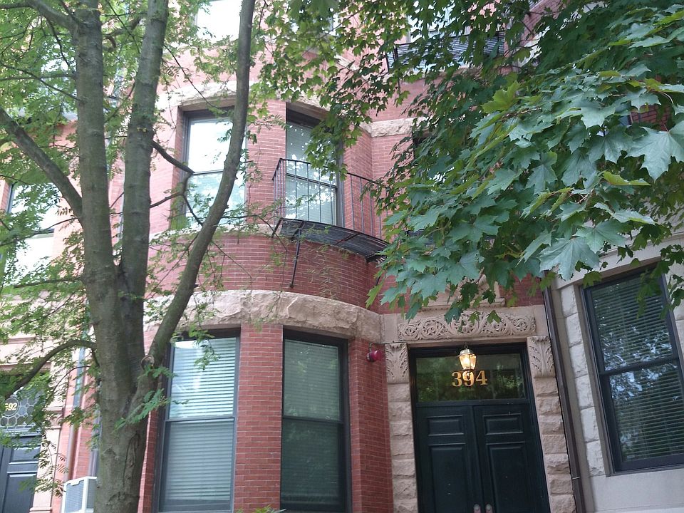 2nd image of 394 Marlborough St APT 7