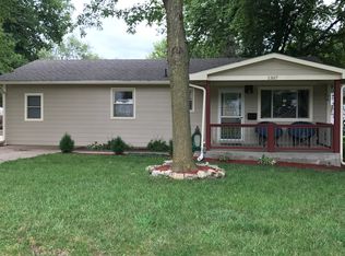 1307 3rd St, Wamego, KS 66547