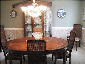 3rd image of 3841 Yesteroaks Dr