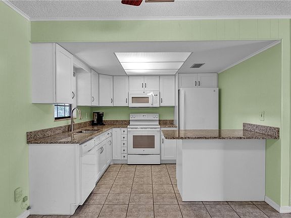 3rd image of 5612 Shannon Dr
