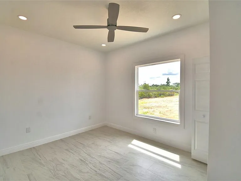 7951 Sarasota Dr #A — Photo 16