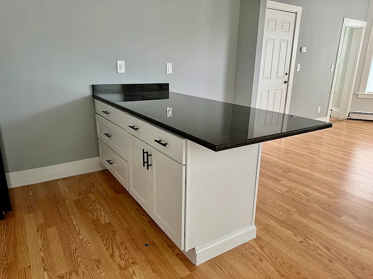 30 Hancock St #3F — Photo 2